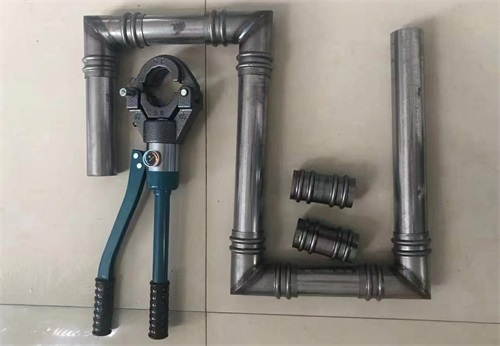 吐鲁番承台冷却管